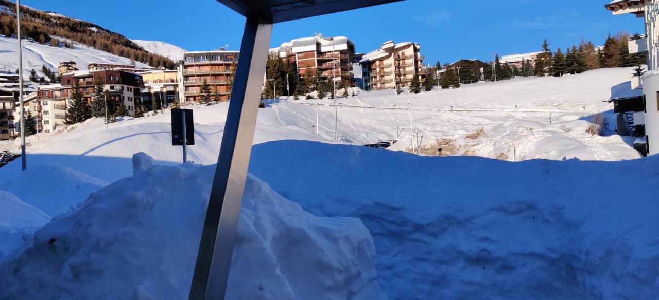 Teleo Vacanze - Villaggio Olimpico Di Colle Sestriere Kültér fotó