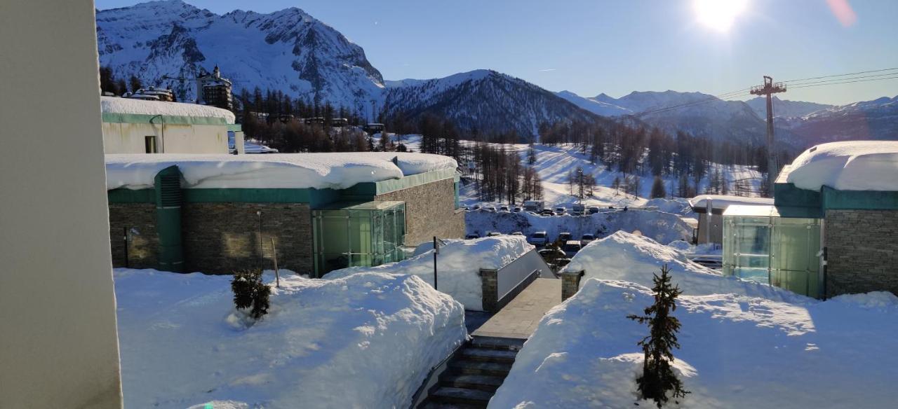 Teleo Vacanze - Villaggio Olimpico Di Colle Sestriere Kültér fotó