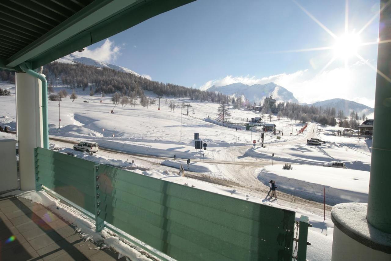 Teleo Vacanze - Villaggio Olimpico Di Colle Sestriere Kültér fotó