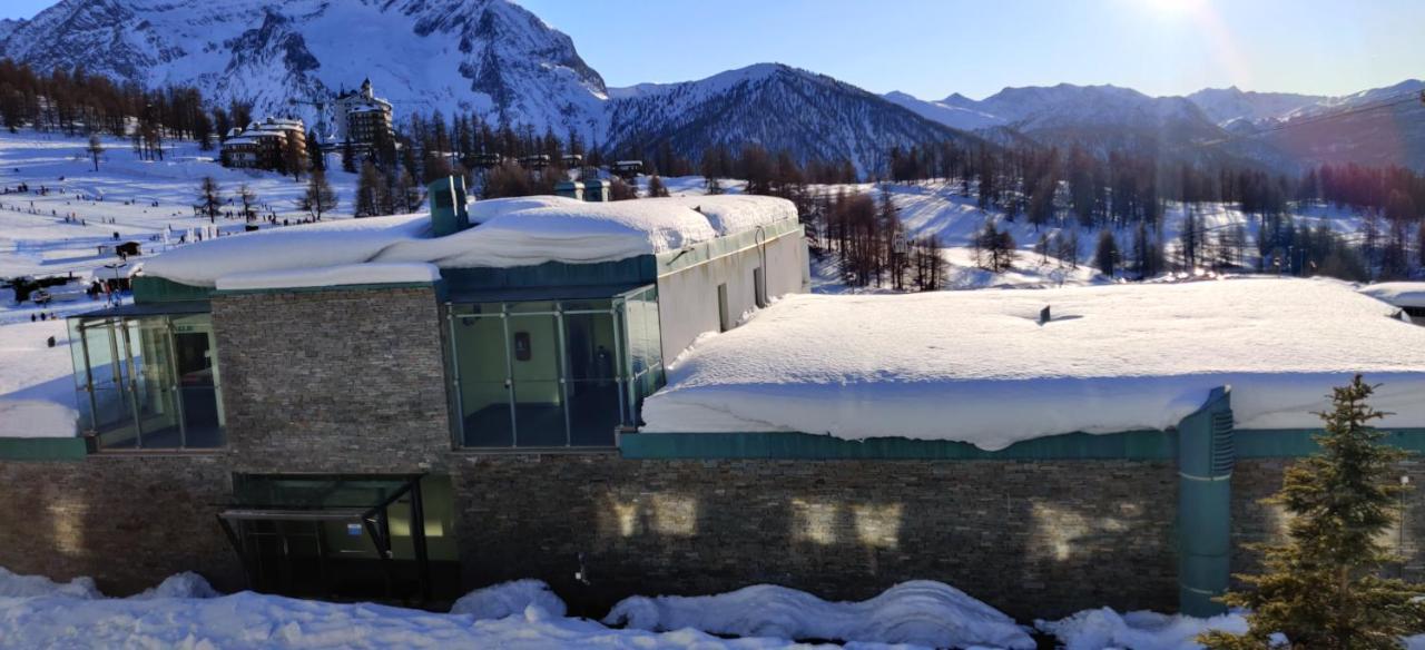 Teleo Vacanze - Villaggio Olimpico Di Colle Sestriere Kültér fotó