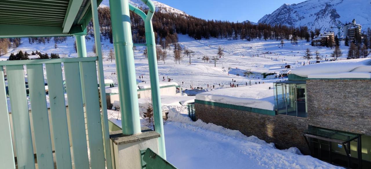 Teleo Vacanze - Villaggio Olimpico Di Colle Sestriere Kültér fotó