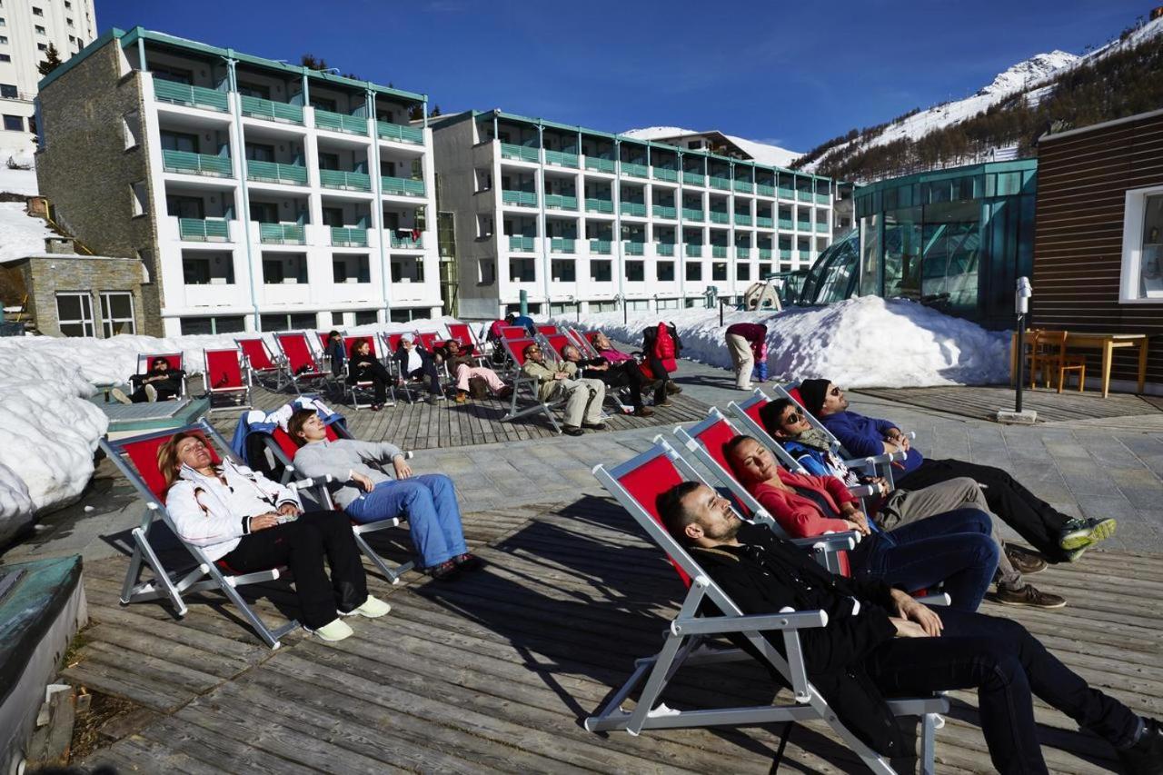 Teleo Vacanze - Villaggio Olimpico Di Colle Sestriere Kültér fotó